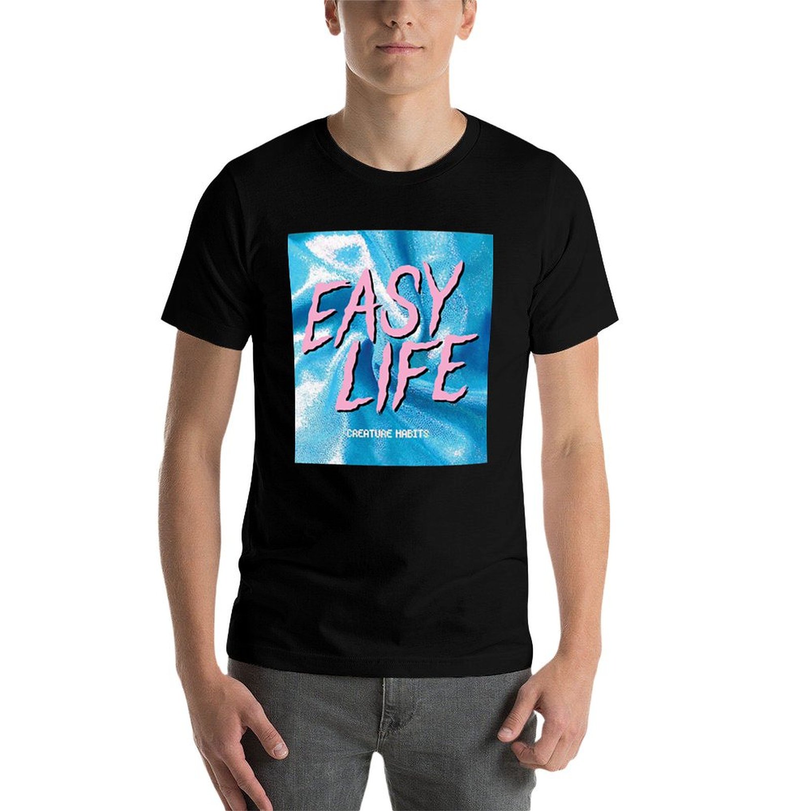 BEST SELLER -easy life album c - Anime Merchandise T Shirt recension och pris